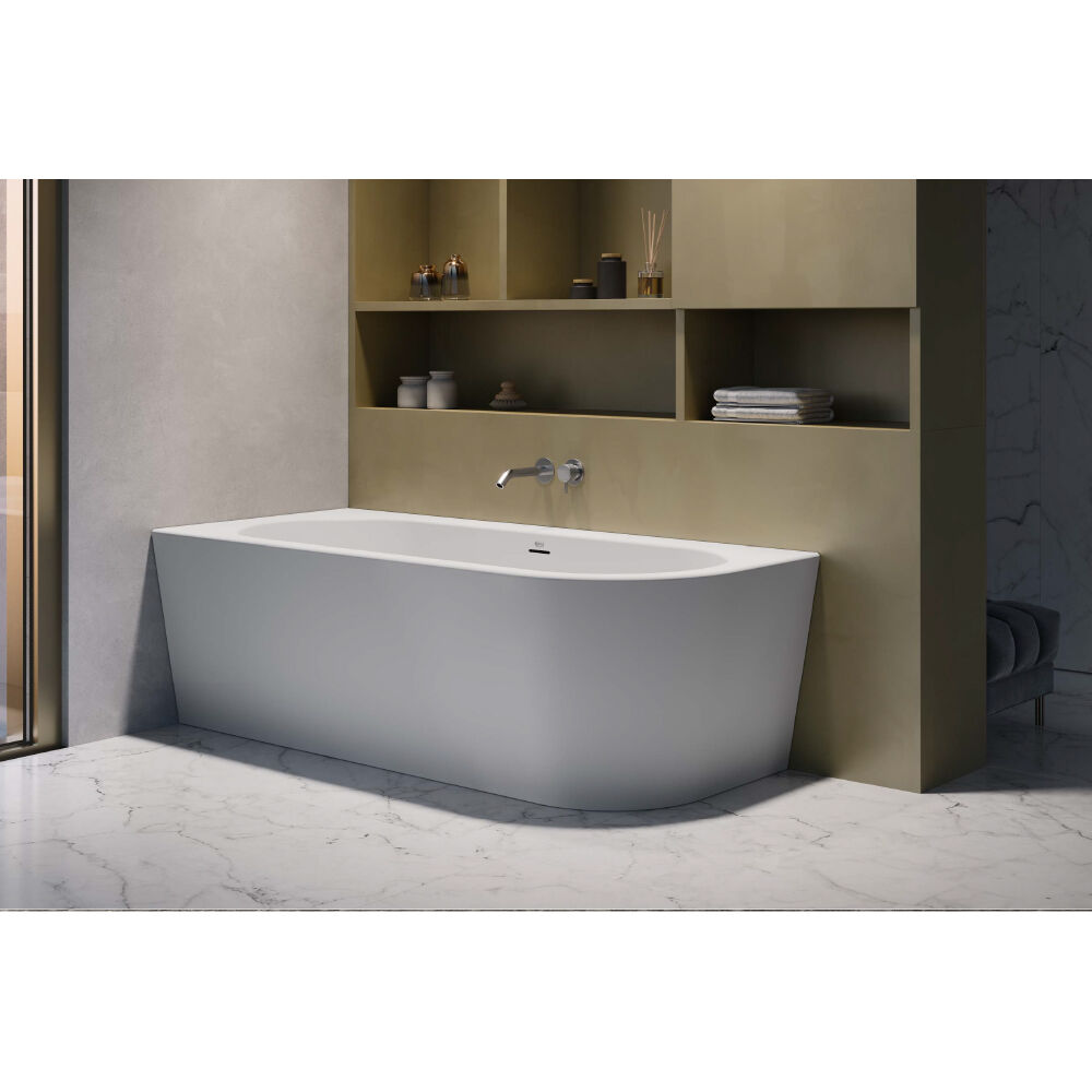 Silba: Eckbadewanne